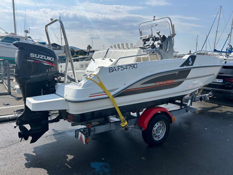 Beneteau Flyer 5.5 SPACEdeck ocasión