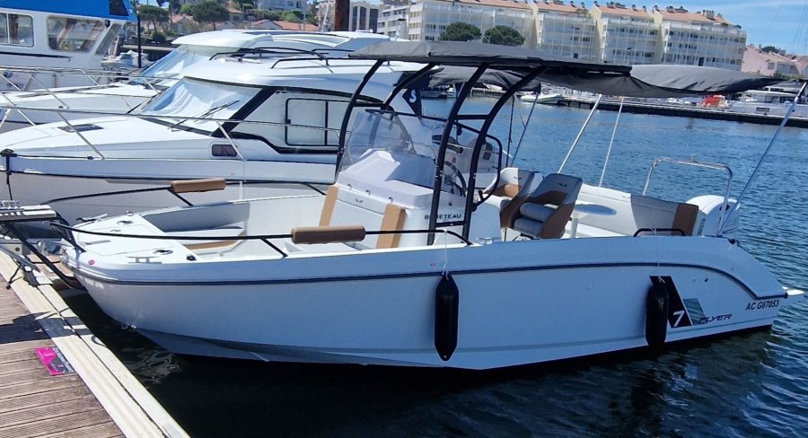 Beneteau Flyer 7 SPACEdeck used