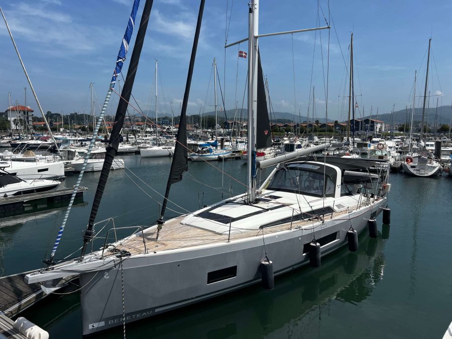 Beneteau Oceanis 46.1 ocasión