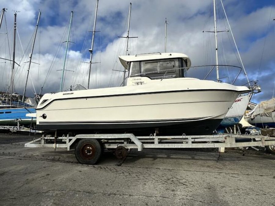 Arvor 730 for sale by 