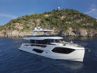 Barco a Motor Absolute Navetta 64 nuevo - BARCARES YACHTING
