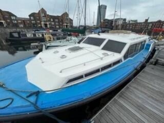 Motorboat Aquafibre 38 used - LIVERPOOL BOAT SALES