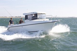 Motorboot Arvor 730 neu - LEMERLE BATEAUX