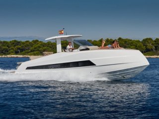 Barco a Motor Astondoa 377 Coupe nuevo - BEINYACHTS