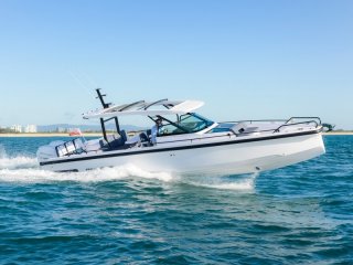 Motorboot Axopar 37 Sun Top neu - CM YACHT SERVICE