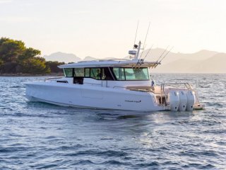 Motorboat Axopar 45 Xc Cross Cabin new - CM YACHT SERVICE