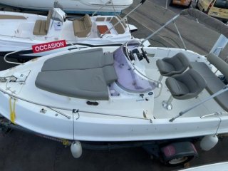 Bateau à Moteur B2 Marine 572 Day Cruiser occasion - EXPERIENCE YACHTING