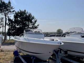 Barco a Motor B2 Marine Cap Ferret 552 Sun Deck nuevo - TOP MARINE NORMANDIE