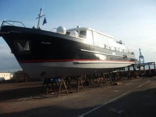 Motorboat Bateau Logement Mer Et Riviere Exceptionnel 3 Cabines, 8 Couchages used - OCTOPUSSS