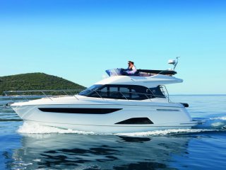Motorboat Bavaria R40 Fly new - UNO-YACHTING