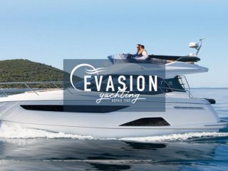 Barca a Motore Bavaria R40 Fly nuovo - EVASION YACHTING