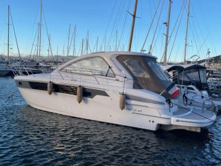 Motorboot Bavaria Sport 35 HT gebraucht - STAR YACHTING