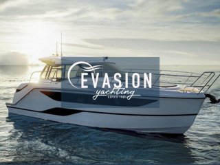 Barca a Motore Bavaria SR33 HT nuovo - EVASION YACHTING