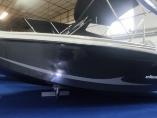 Barca a Motore Bayliner Element M17 nuovo - HORS BORD ASSISTANCE / ACCASTILLAGE DIFFUSION CORNER PALADRU