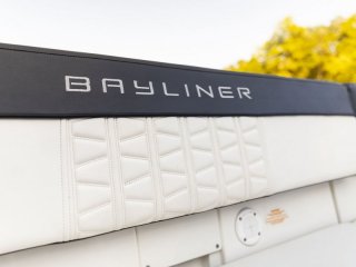 Bayliner VR5 - Image 8