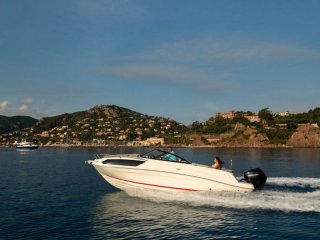 Barco a Motor Bayliner VR6 nuevo - CHARLET NAUTIC