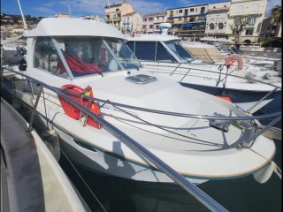 Motorboot Beneteau Antares 7 gebraucht - STAR YACHTING