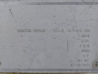 Beneteau Antares 800 - Image 17
