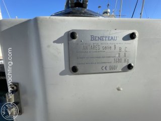 Beneteau Antares Serie 9 - Image 14