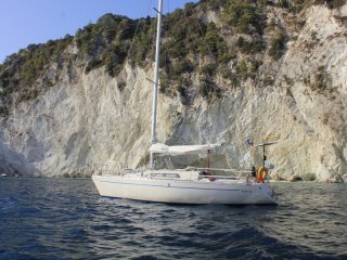 Sailing Boat Beneteau First 32 used - GERMES