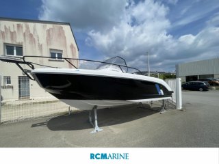 Barco a Motor Beneteau Flyer 7 SUNdeck nuevo - RC MARINE BRETAGNE