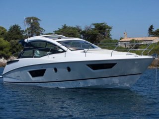 Motorboot Beneteau Gran Turismo 40 gebraucht - BJ YACHTING