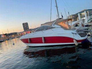 Motorboat Beneteau Monte Carlo 37 Open used - HEDONISM YACHTING