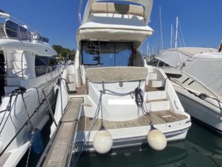 Motorboat Beneteau Monte Carlo 47 Fly used - BJ YACHTING