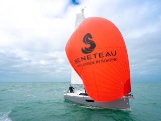 Beneteau Oceanis 30.1 - Image 7