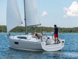 Sailing Boat Beneteau Oceanis 30.1 new - UNI BATEAUX