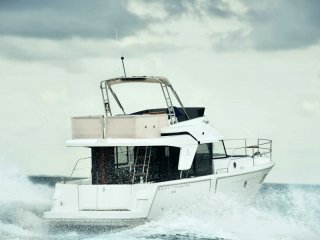 Beneteau Swift Trawler 35 - Image 9