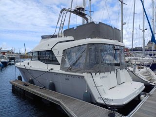 Motorboat Beneteau Swift Trawler 35 used - CRAS NAUTIQUE