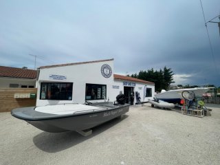 Motorboat Black Pepper Tender 17 new - SHIP & FISH