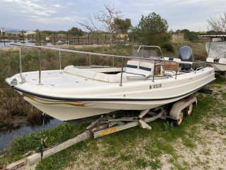 Boston Whaler 21 Outrage occasion