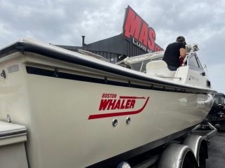Boston Whaler 22 Revenge - Image 8