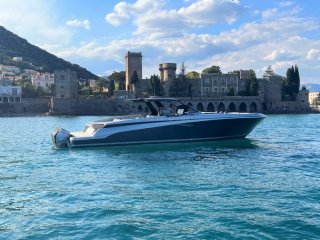 Barco a Motor Canados 493 Gladiator nuevo - MODERN BOAT