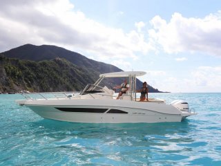 Barco a Motor Capelli Cap 33 WA nuevo - MARINE PLAISANCE SERVICE