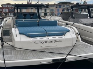 Motorboat Cayman 400 WA used - ONLY