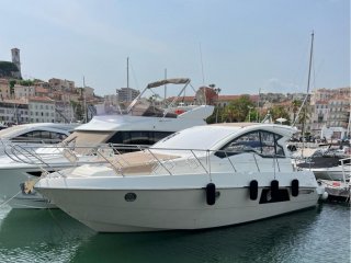 Motorboat Cranchi M 38 Hard Top used - STAR YACHTING