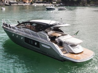Barco a Motor Cranchi M 44 Hard Top nuevo - OMV