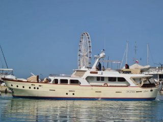 Barco a Motor Custom Motor Yacht Gaia ocasión - MULAZZANI TRADING COMPANY