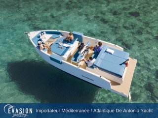 De Antonio Yachts D28 Deck - Image 2