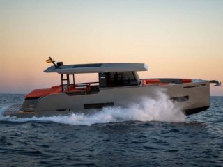 De Antonio Yachts D50 Coupe - Image 14