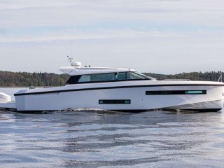 Delta Powerboats 48 Coupe - Image 18