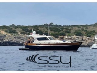 Motorboat Di Donna Serapo 42 Cabin HT used - SOUTH SEAS YACHTING