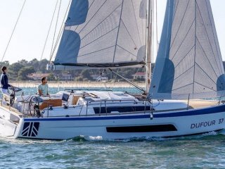 Sailing Boat Dufour 37 new - A.D.N YACHTS