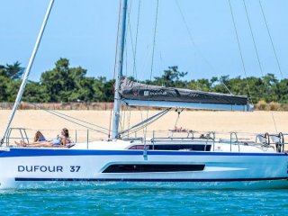 Sailing Boat Dufour 37 new - A.D.N YACHTS