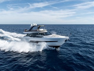Motorboat Fairline Squadron 68 used - LUCKER YACHTS