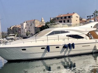 Motorboat Ferretti 430 used - SEASIDE