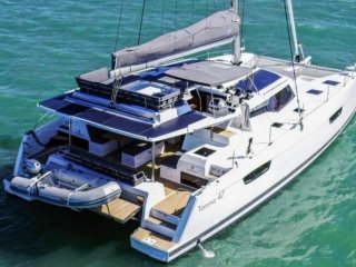Motorboat Fountaine Pajot Tanna 47 used - SAINT TROPEZ YACHTS BROKER